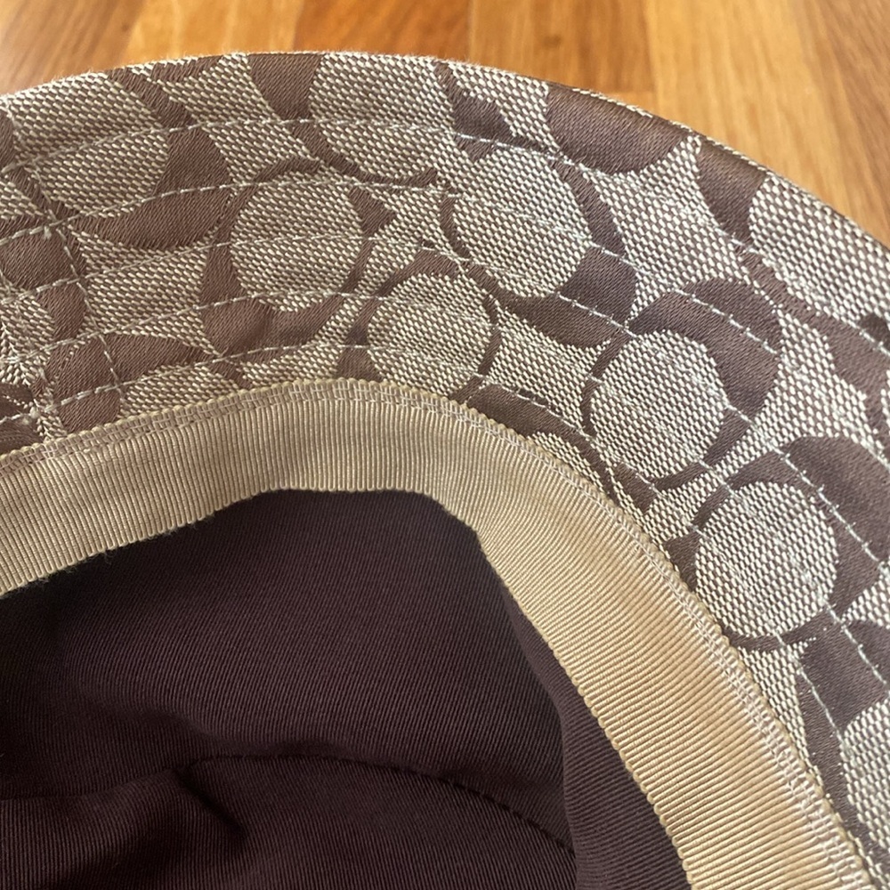 Coach Women’s Tan Logo Bucket Hat OS - Picture 7 of 8